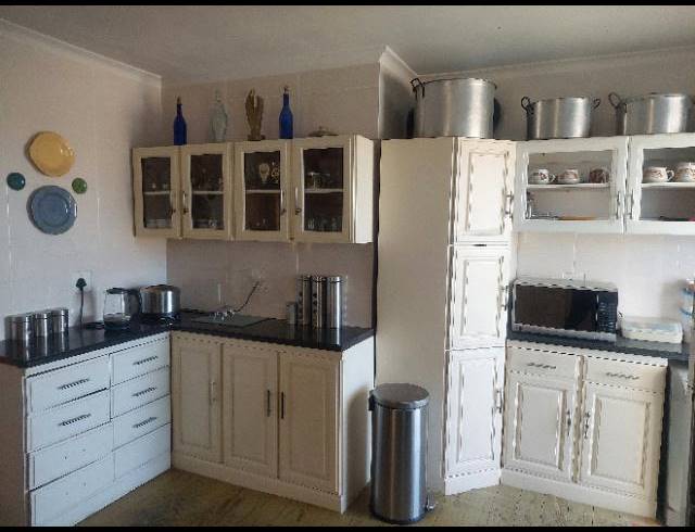 2 BEDROOM HOUSE FOR SALE IN FOLWENI